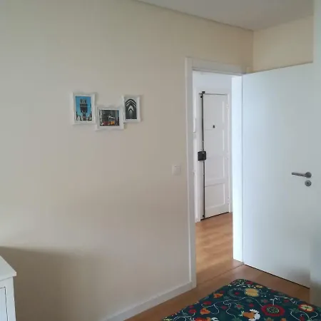 Apartamento de férias AL-Fundação - Almada Apartamento *