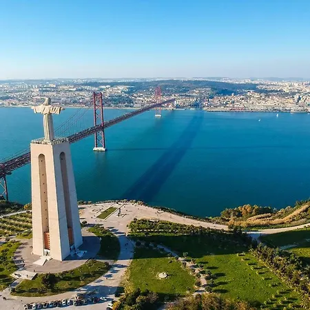 Apartamento de férias AL-Fundação - Almada Apartamento Almada