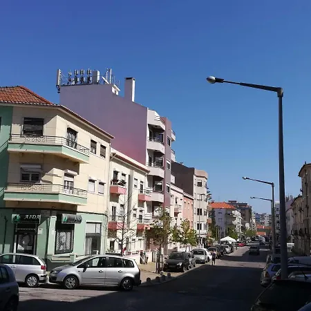 Apartamento De Ferias Al-Fundacao - Almada *
